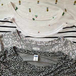 Old Navy t-shirts